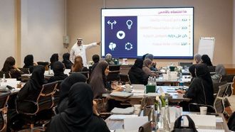 برنامج محو الأمية المالية للنساء التابع لمؤسسة نما