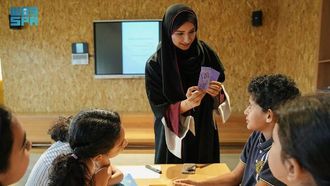 بينالي الفنون الإسلامية يُثري خيال الأطفال