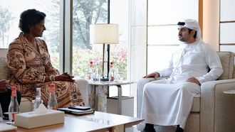 مكتوم بن محمد يلتقي باي بال بشأن التكنولوجيا المالية