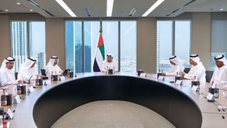 Maktoum Bin Mohammed Leads FTA Meeting On Tax Plans