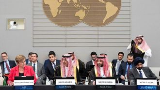 قادة رئيسيون يناقشون جهود التعافي الاقتصادي في سوريا