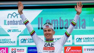 انتصارات تادي بوجاكار مع فريق الإمارات