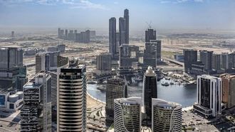 988 ألف رخصة تجارية في الإمارات عام 2023