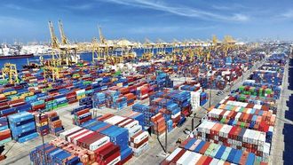 قيمة تجارة الإمارات تصل إلى 5.23 تريليون درهم في 2024