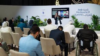 استراتيجيات للوصول العالمي للسينما والتلفزيون العربي