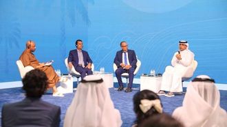 مناقشة أهم المحطات في الرواية العربية