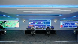 يقوم المركز الذكي بتحليل 15 مليون وحدة بيانات يوميًا