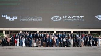 مبادئ الذكاء الاصطناعي من اجتماع مجلس البحوث العالمي