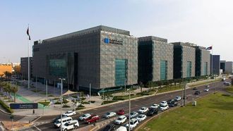 جامعة خليفة تنضم إلى مهمة وكالة الفضاء الأوروبية شبه المدارية