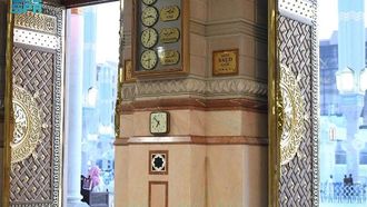 تصاميم فريدة لأبواب المسجد النبوي الشريف