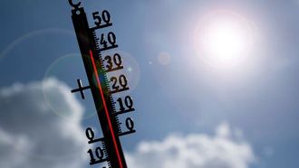 الصليب الأحمر يطلق حملة ضد موجات الحر