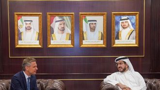 الطاير يلتقي وزير الطاقة النمساوي لبحث التعاون في مجال الطاقة