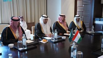 وفد سعودي يلتقي مسؤولين طاجيكيين بشأن الاستثمارات