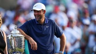 شيفلر يفوز ببطولة أمريكا المفتوحة للجولف