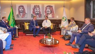 الوزير شاشكو يزور مستشفى الملك فيصل