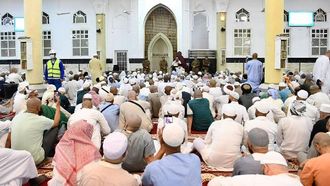 محاضرات الحج التثقيفية في مسجد الخيف