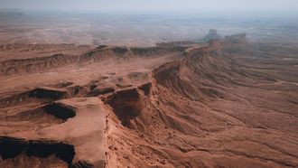 Tuwaiq Mountain: A National Symbol Of Strength