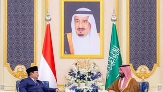 Saudi Arabia And Indonesia Sign USD 27 Billion Deals