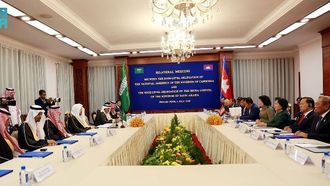 مجلس الشورى وكمبوديا يناقشان العلاقات الثنائية