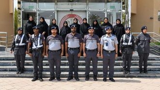 الاحتفال بيوم المرأة الإماراتية مع شرطة أبوظبي
