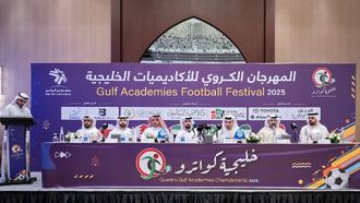 مهرجان خليجية كواترو لكرة القدم في عجمان