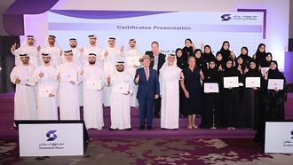 الشباب الإماراتي ملتزم بالتنمية الوطنية