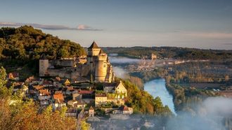 Top Destinations For UAE~~s Late Summer Travel