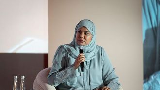 سناء سهيل تتحدث عن تمكين المرأة في الإمارات العربية المتحدة