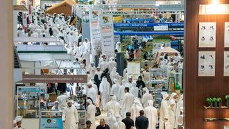 حضور قياسي في معرض أبوظبي للصيد