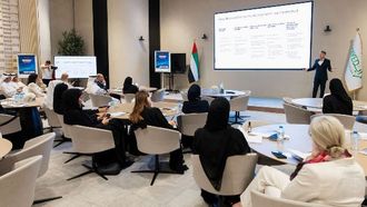 ورش عمل لتعزيز المهارات الإنسانية الإماراتية