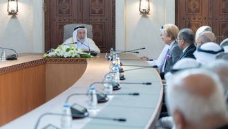 حاكم الشارقة يترأس اجتماع الهيئة العربية للمسرح