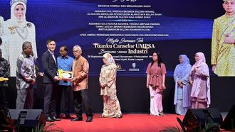 التعاون في مجال المنصات المستقلة بين أبوظبي وماليزيا