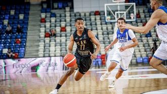 استراتيجية كرة السلة في دولة الإمارات العربية المتحدة لتطوير الأندية