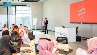 قادة وسائل الإعلام يناقشون استراتيجيات الإعلان الرقمي