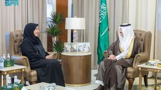 الأمير يستقبل أعضاء جمعية سند