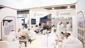 سلالات الإبل الهجينة معروضة في معرض أبوظبي الدولي للصيد والفروسية