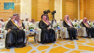 لجنة المدينة المنورة تناقش دور مزارع الوقف