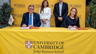 AUS Strengthens Ties With University Of Cambridge