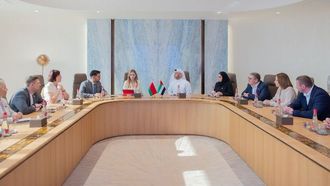 وفد بيلاروسي يزور الإمارات العربية المتحدة للاطلاع على رؤى الذكاء الاصطناعي