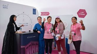 صحة تطلق حملة توعية بأكتوبر الوردي