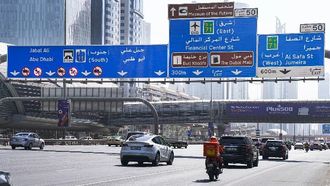 قواعد جديدة لدراجات التوصيل في دبي