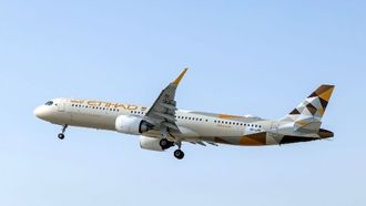 تُشغّل الاتحاد للطيران 300 رحلة يومية