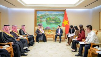 Minister Alkhorayef Concludes Vietnam Visit