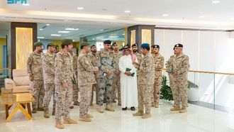 مركز التحالف الإسلامي العسكري لمحاربة الإرهاب يستضيف وفداً من جامعة الدفاع الوطني