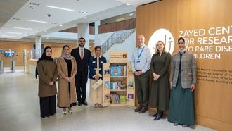 مبادرة المكتبة المتنقلة في مستشفى جريت أورموند ستريت