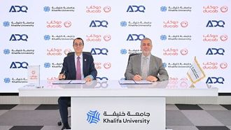 جامعة خليفة تتعاون مع دوكاب في مجال البحوث