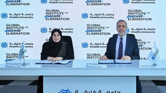 جامعة خليفة تتعاون في مجال الأمراض المعدية