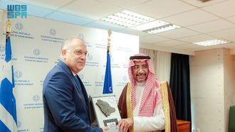 تعزيز العلاقات التعدينية مع اليونان