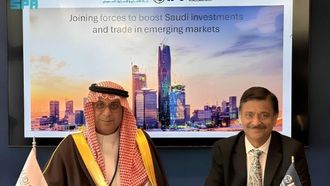 بنك التصدير والاستيراد السعودي ومؤسسة التمويل الدولية يوقعان اتفاقية