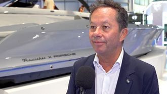 اليخوت الكهربائية والشمسية في معرض أبوظبي